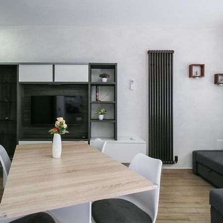 Old Lighthouse - Beach Apartment - Fiumicino Airport Εξωτερικό φωτογραφία