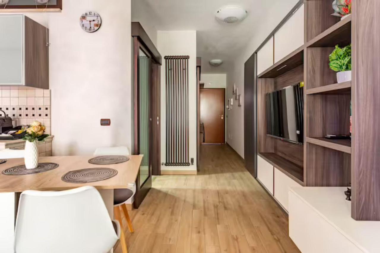 Old Lighthouse - Beach Apartment - Fiumicino Airport Εξωτερικό φωτογραφία